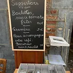 Le Limbourg Hotel