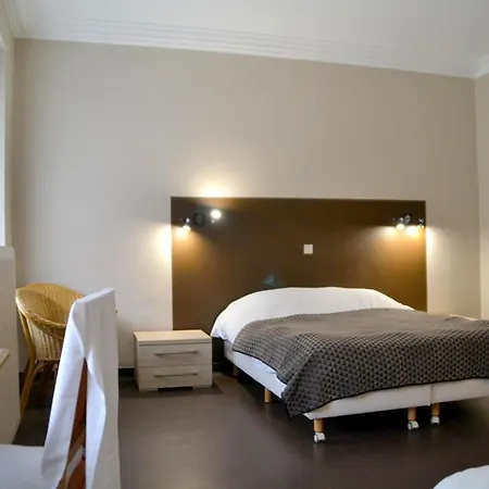 Le Limbourg 3* روشفورت