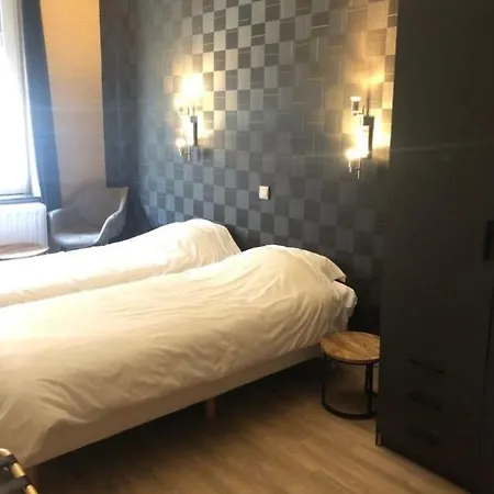 Le Limbourg Hotel Rochefort