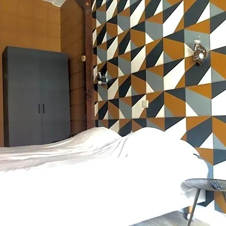 Le Limbourg Hotel 3*